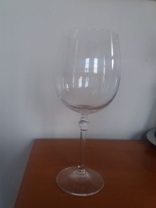 Copos de vinho maduro de vidro