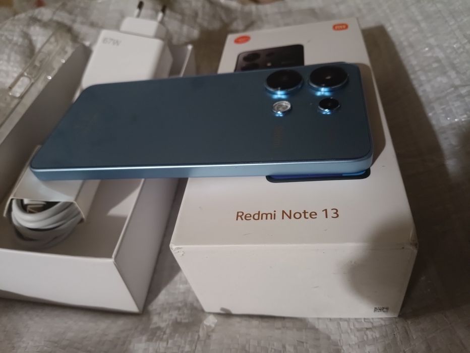 Redmi Not 13 8+4/256 NFC.Full AMOLED.Полный комплект.в идеальном состо