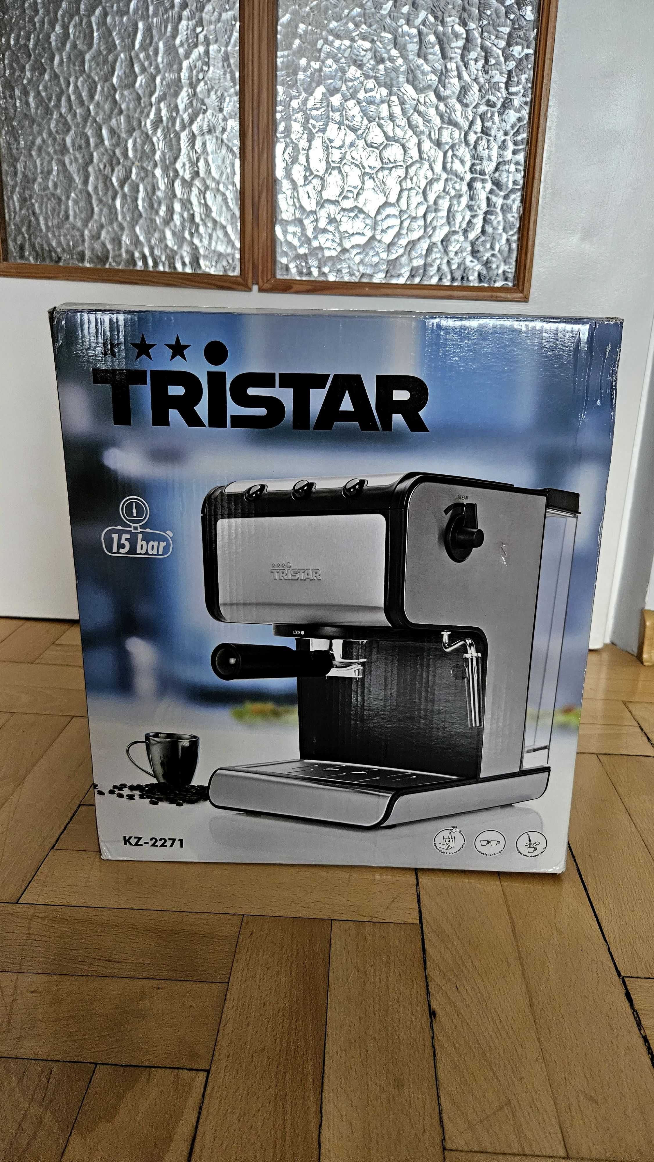 Ekspress do kawy ciśnieniowy Tristar KZ - 2271 w dobrym stanie