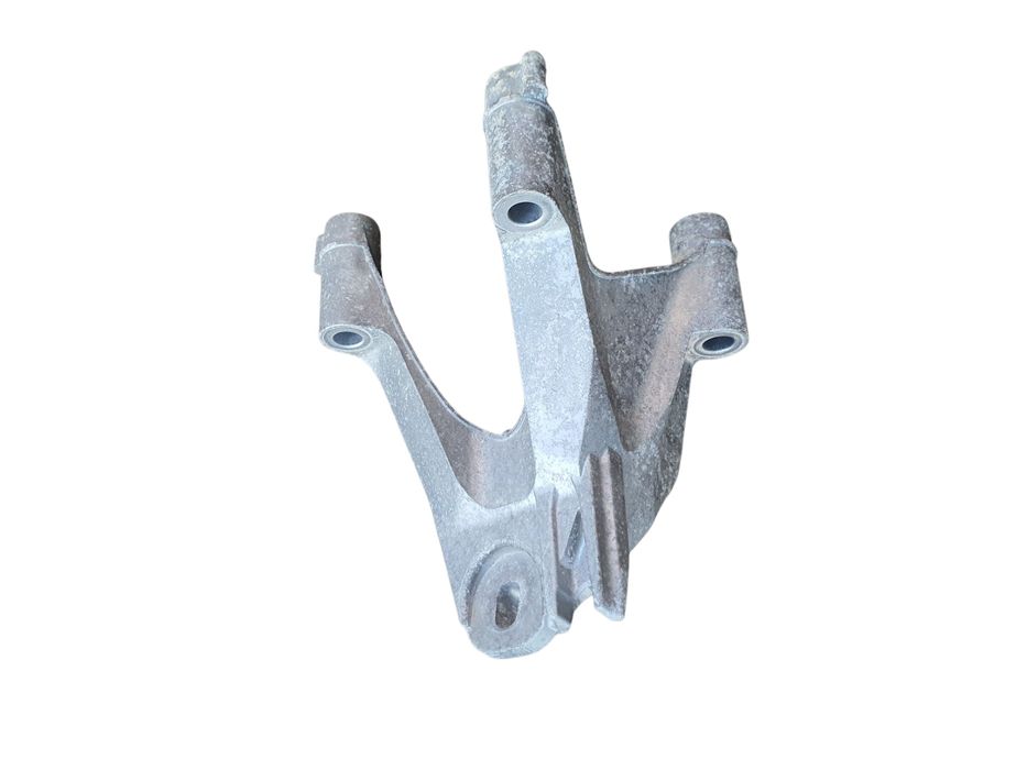 MAZDA CX60 CX-60 łapa silnika prawa 2,5 hybryda PY