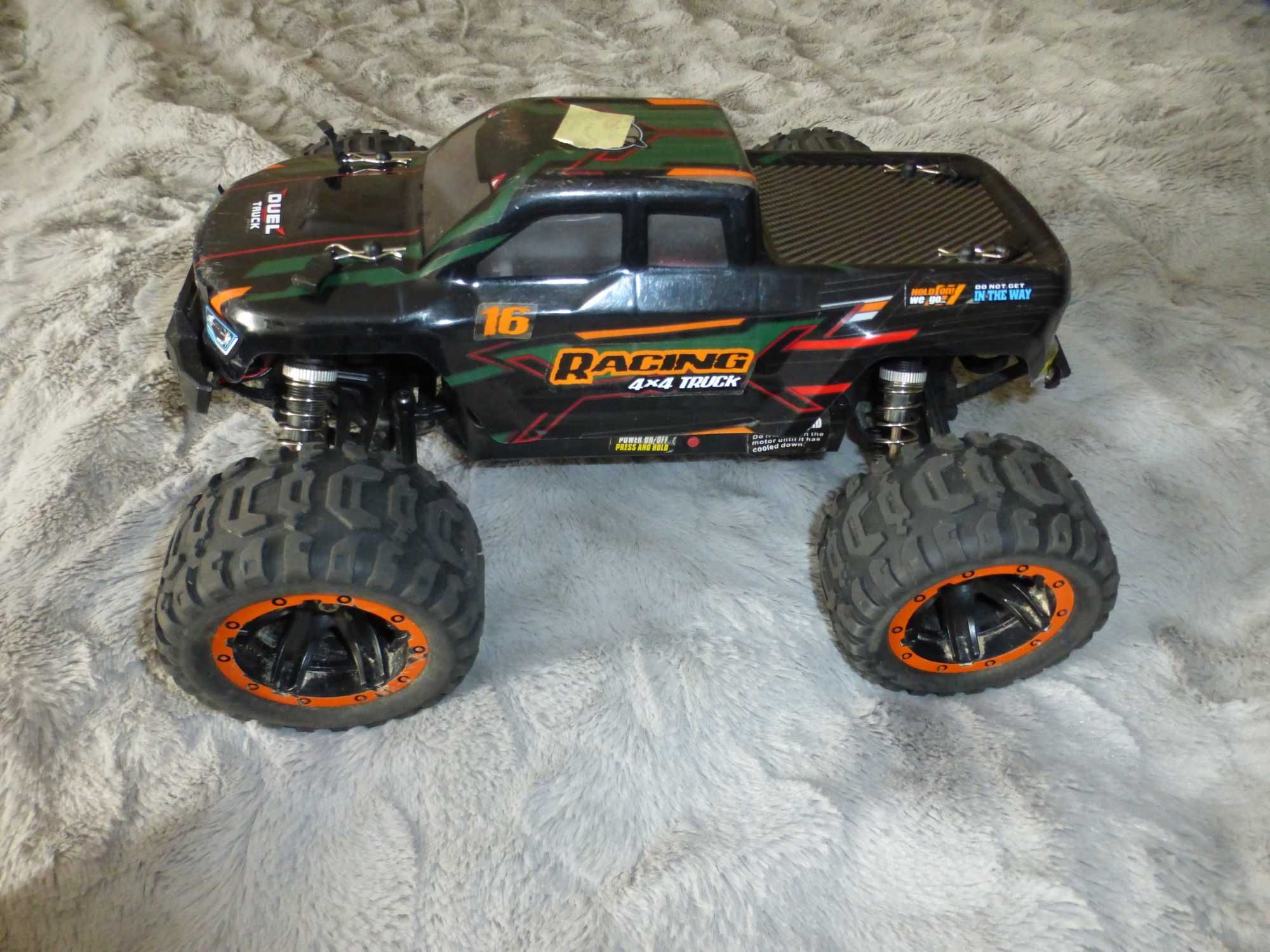 Машинка на радіокеруванні  16889 1/16 4WD б/у