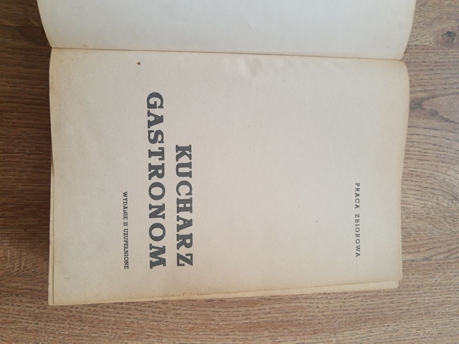 Książka kucharz gastronom wydanie zbiorowe z 1962 roku