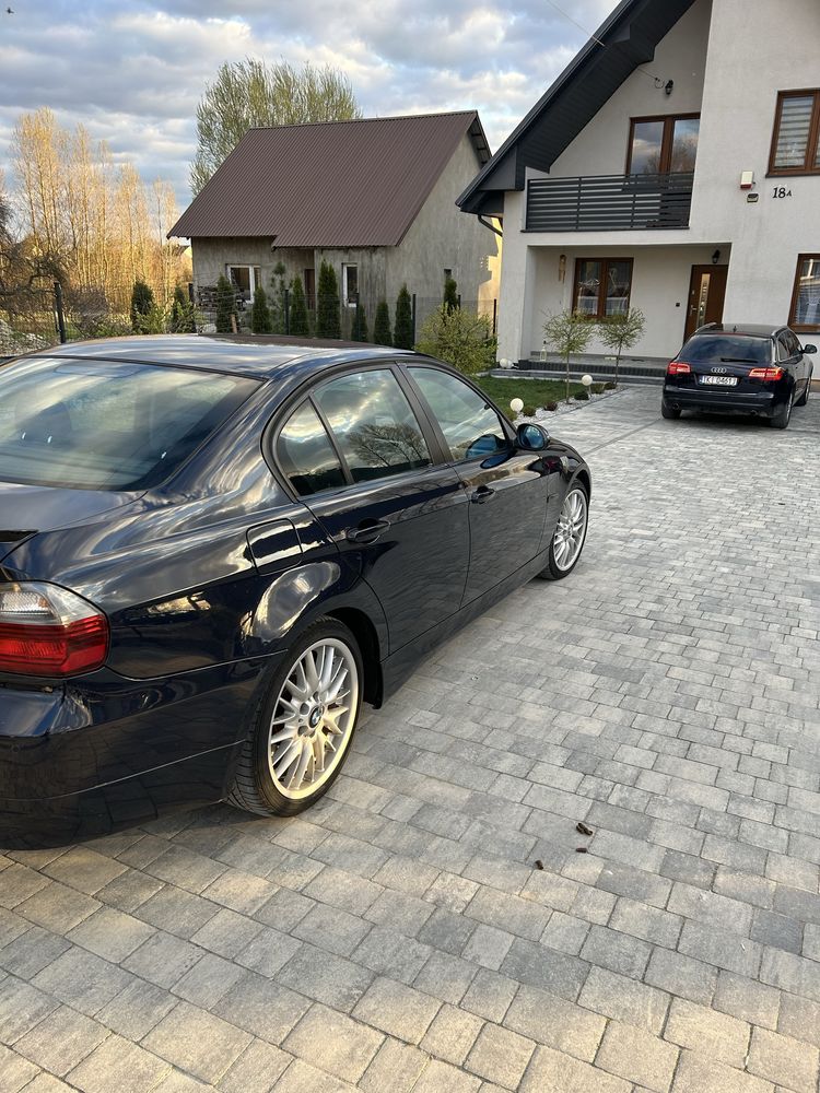 Bmw e90 2007r 320d