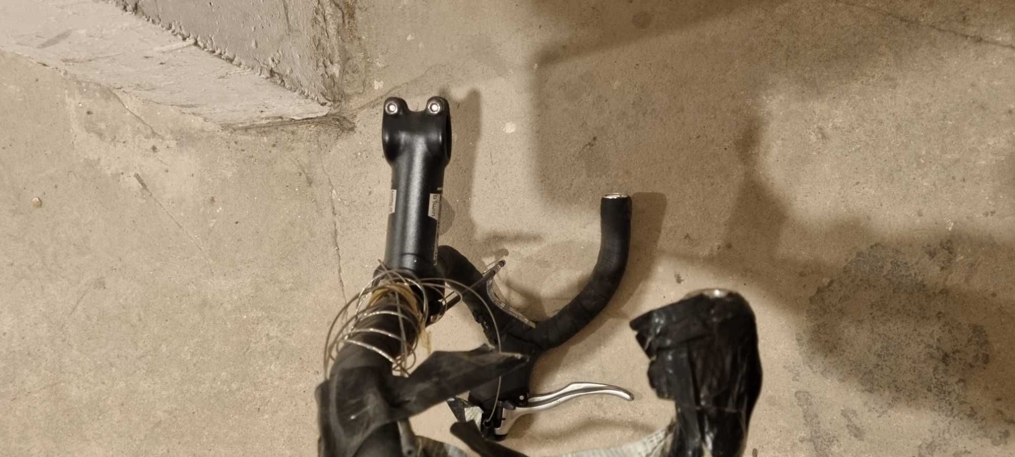 Rower Szosowy B-Twin rozm 170 cm ,mało używany