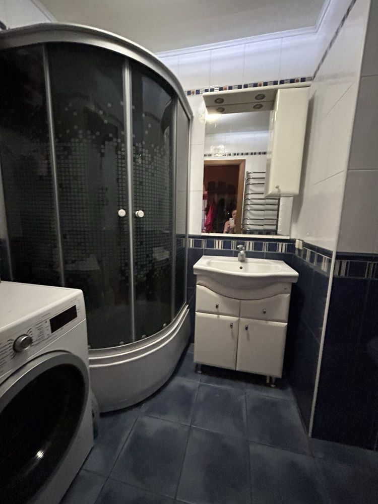 ПРОДАМ 3 кімнатну квартиру на ВАСИЛЯ СТУСА
