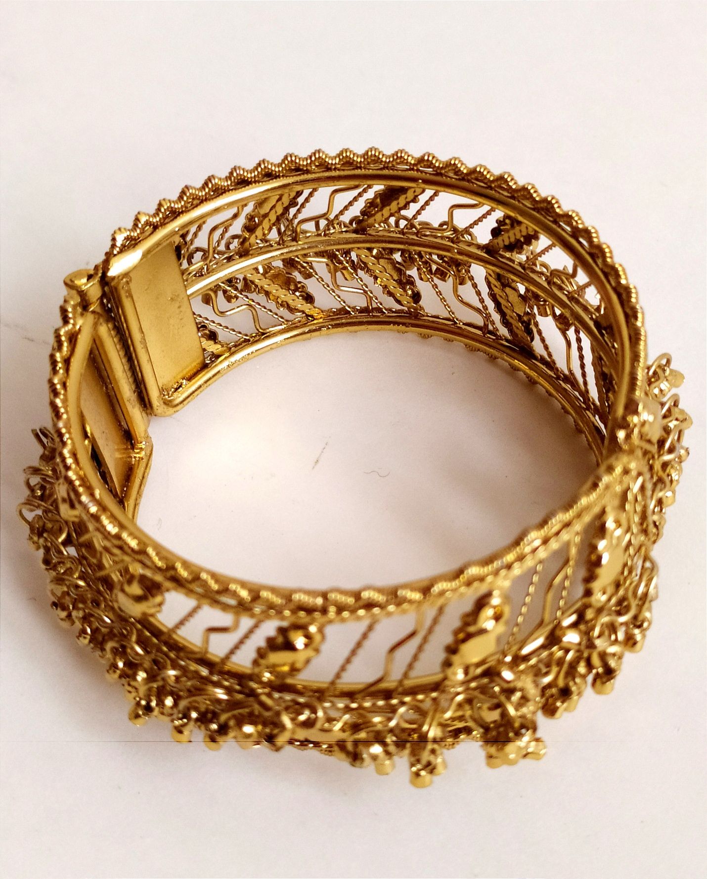 ВОСТОЧНЫЙ ЖЕНСКИЙ Браслет металлический Jewelry золотистый цвет