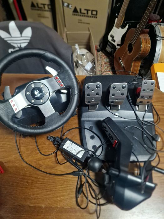 Logitech G27 + Pedais + Shifter