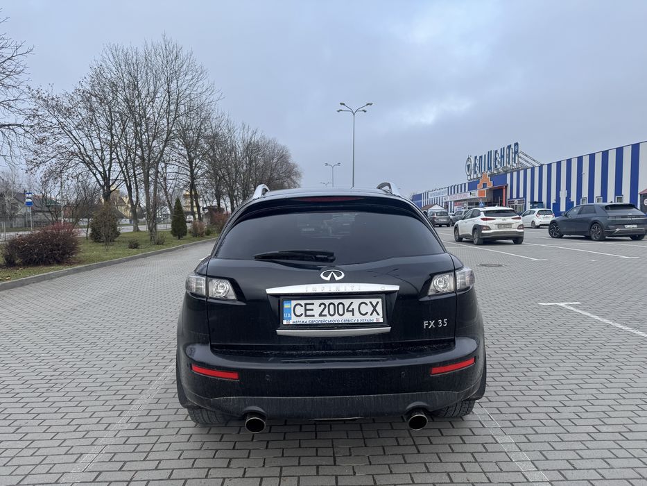 Продам infiniti fx35