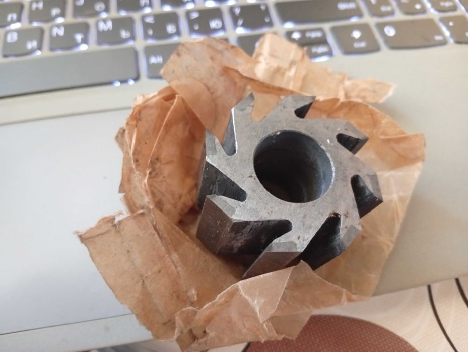 Фреза взуттєва широка