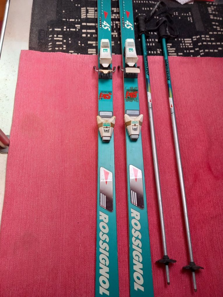 Ski Rossignol 9000 racing finish