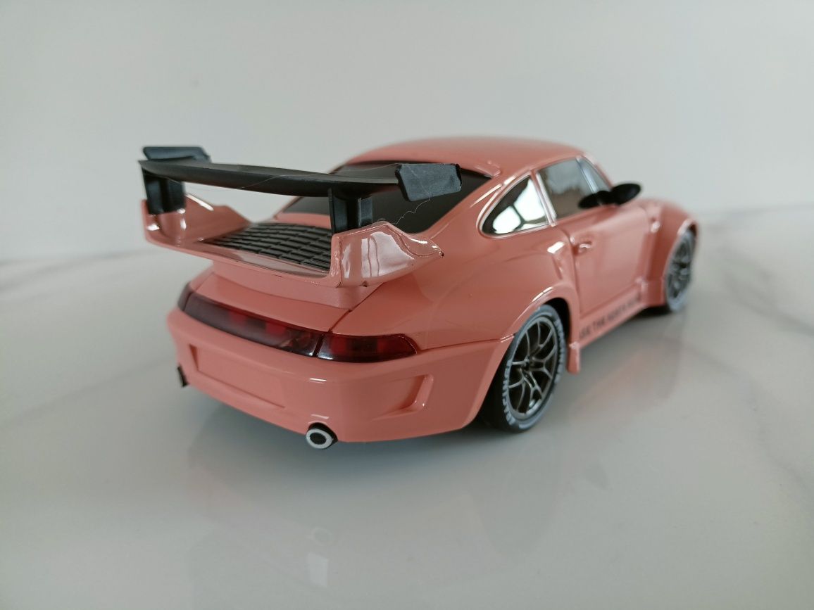 Zdalnie sterowany samochód do driftu z napędem na 4 koła