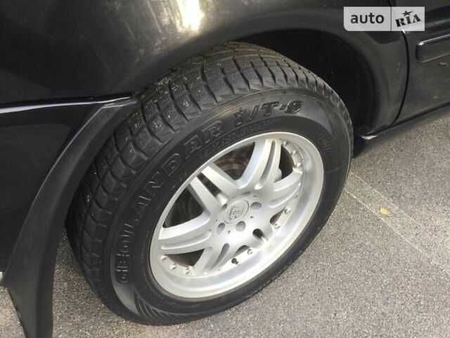 Продам комплект Yokohama Geolandar I/T-S R18 на дисках Brabus ML W163