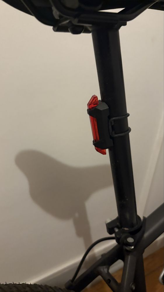 Bicicleta usada poucas vezes
