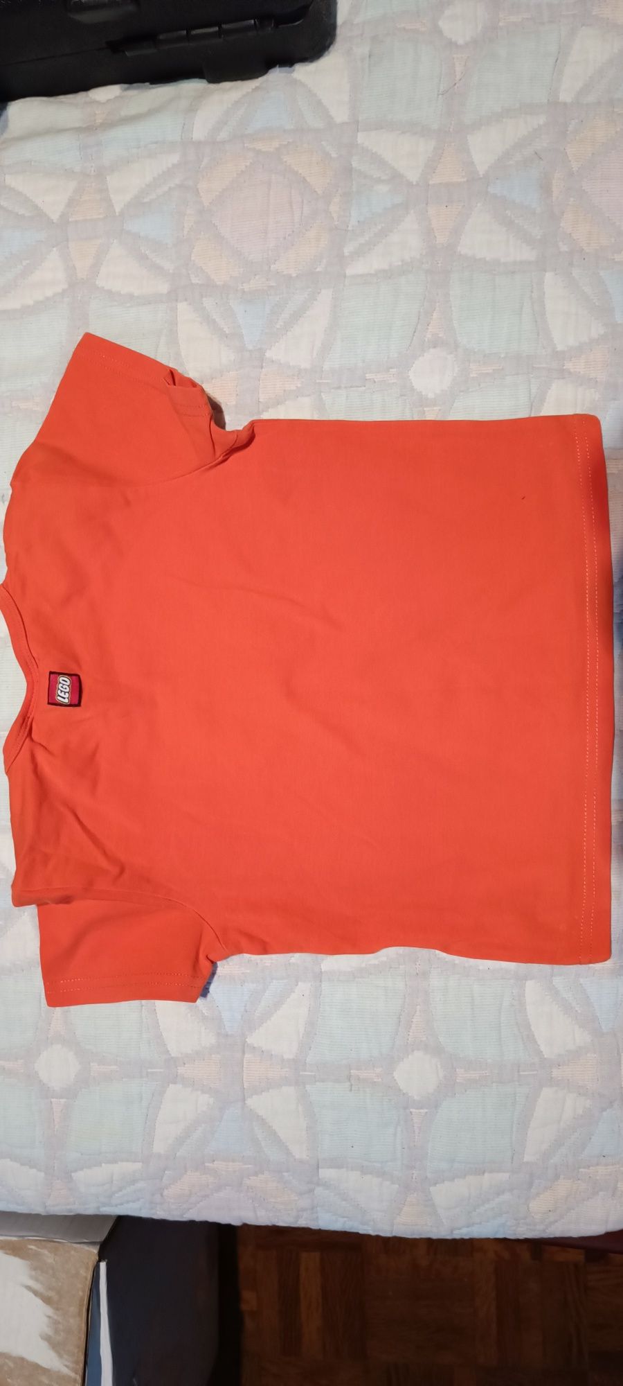 T-shirt laranja lego para bebe 12 a 18 meses como nova