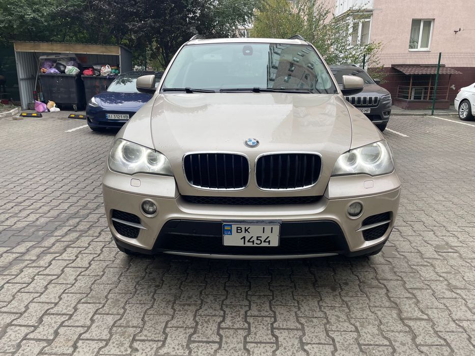 BMW  X5 E70 3.0 Бен. Ideal