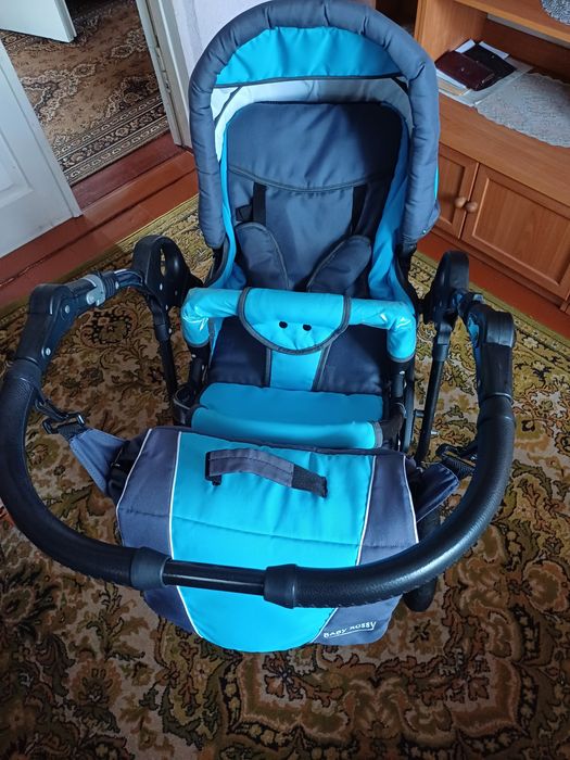 Дитяча коляска Karwala