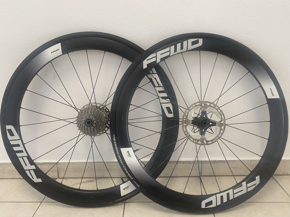 Par de rodas FFWD carbono