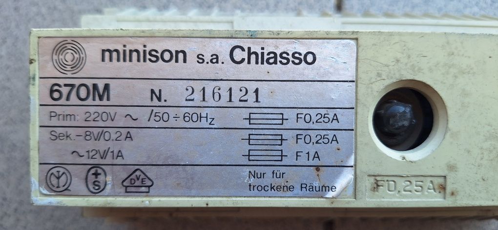 Transformator szynowy Minison Chiasso 670m 8v 12v zasilacz