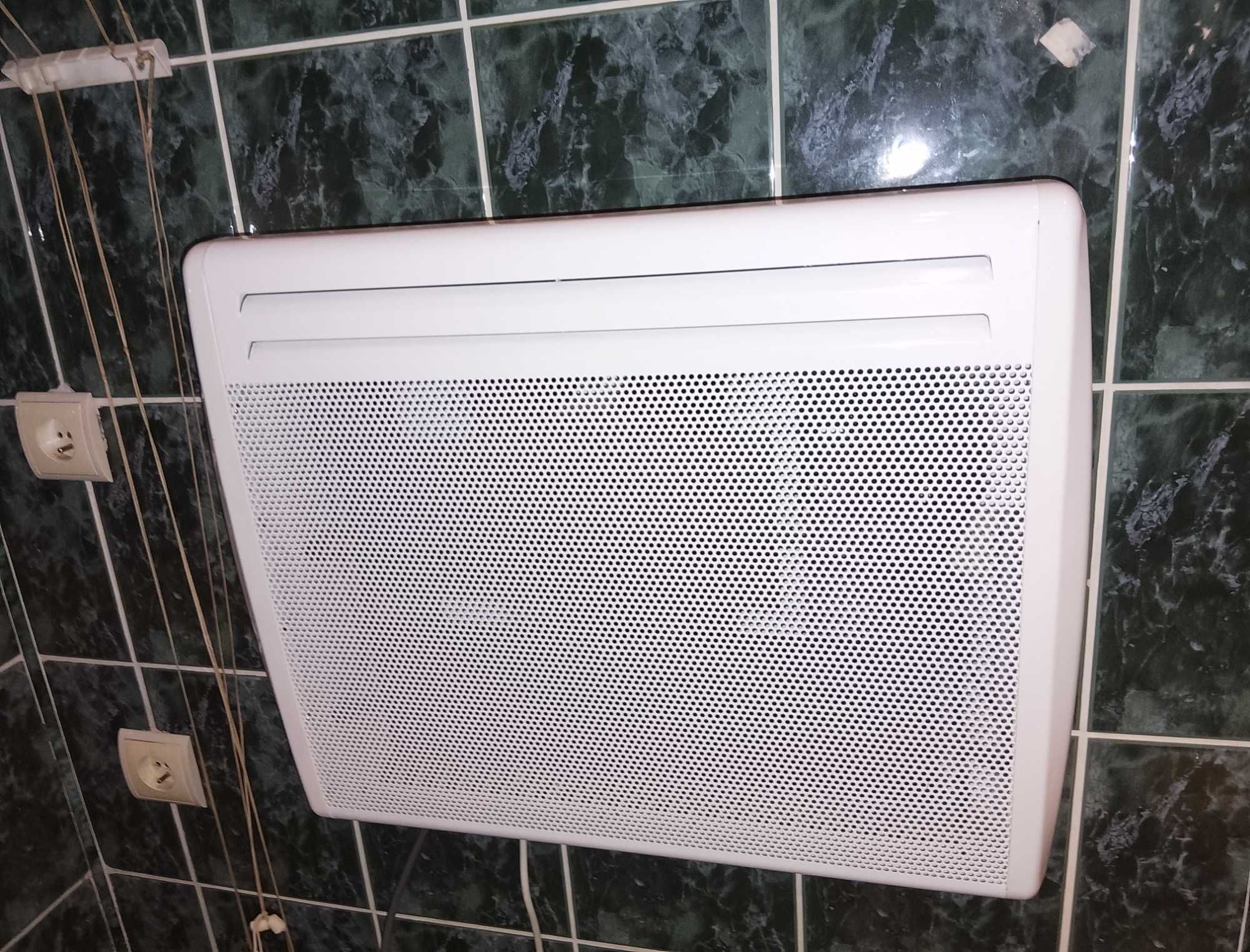 Grzejnik na podczerwień HEAT DECOR ceramiczny za 500 zł na gwarancji.