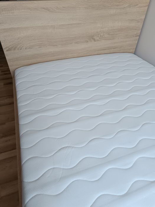 Łóżko 120*200 z materacem