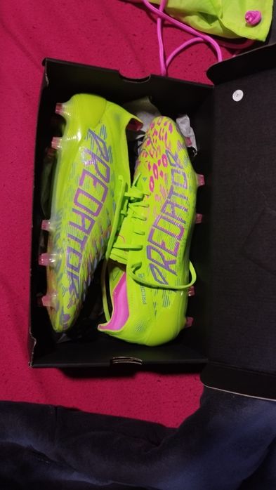 Chuteiras Adidas Predator elite com cordões (NOVAS)