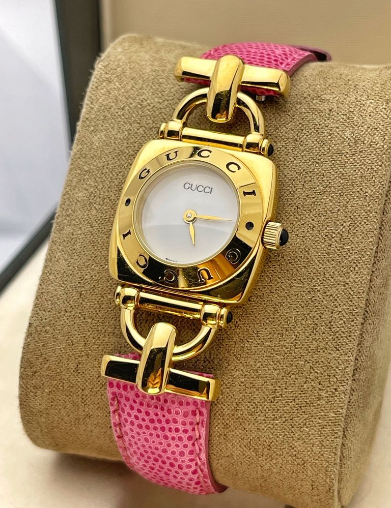Годинник Gucci 6300l