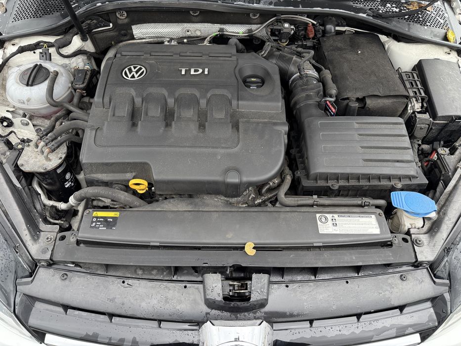 Volkswagen Golf 2.0 TDI DSG 2015 рік ІДЕАЛ