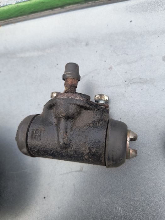 Ваз 2108-2115 барабани, колодки, циліндрики