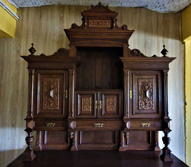 Kredens eklektyczny duży dębowy