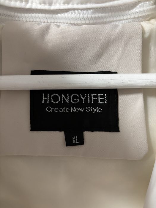 Жіноча зимова куртка