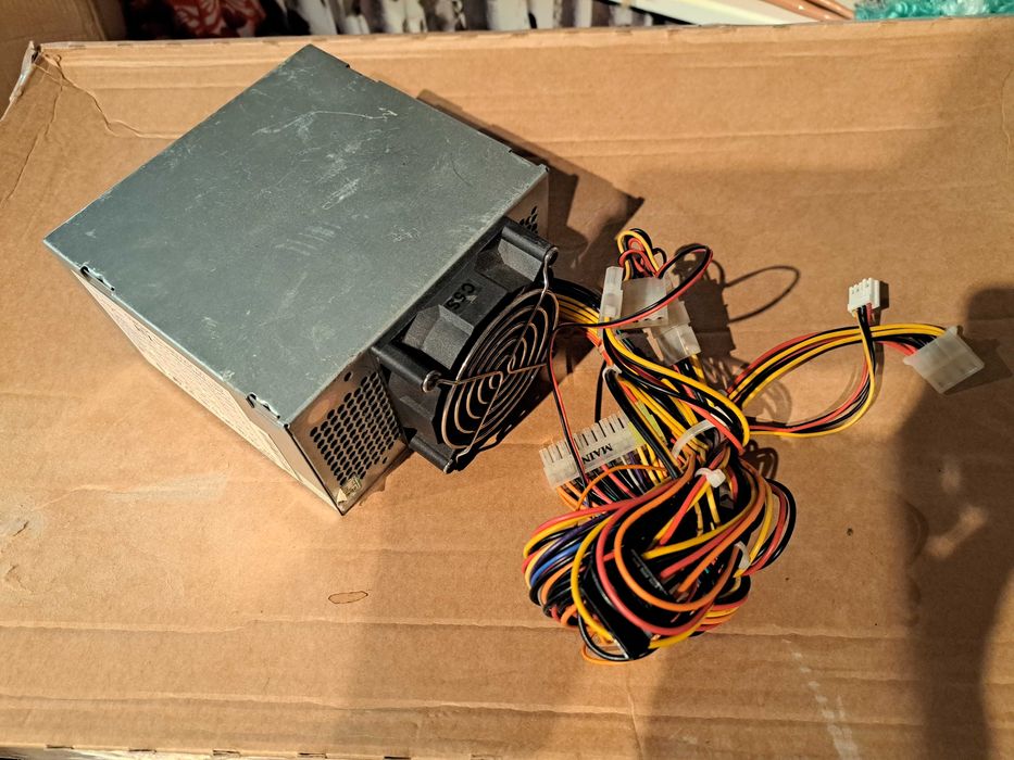 Zasilacz Logic do komputera 400 w