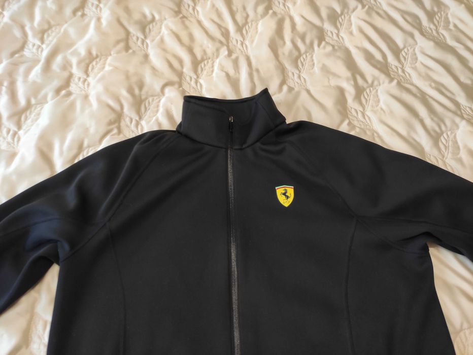 Męska bluza sportowa Ferrari r. L-XL bdb