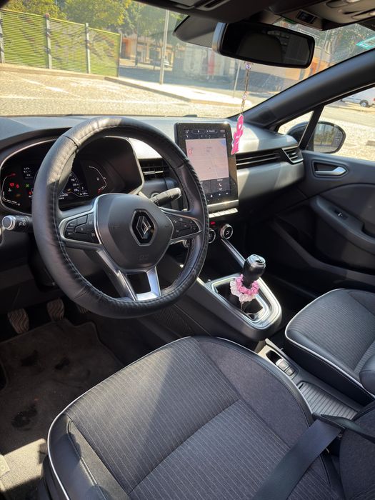Renault Clio 1.0 Exclusive 2021 – Muito bom estado