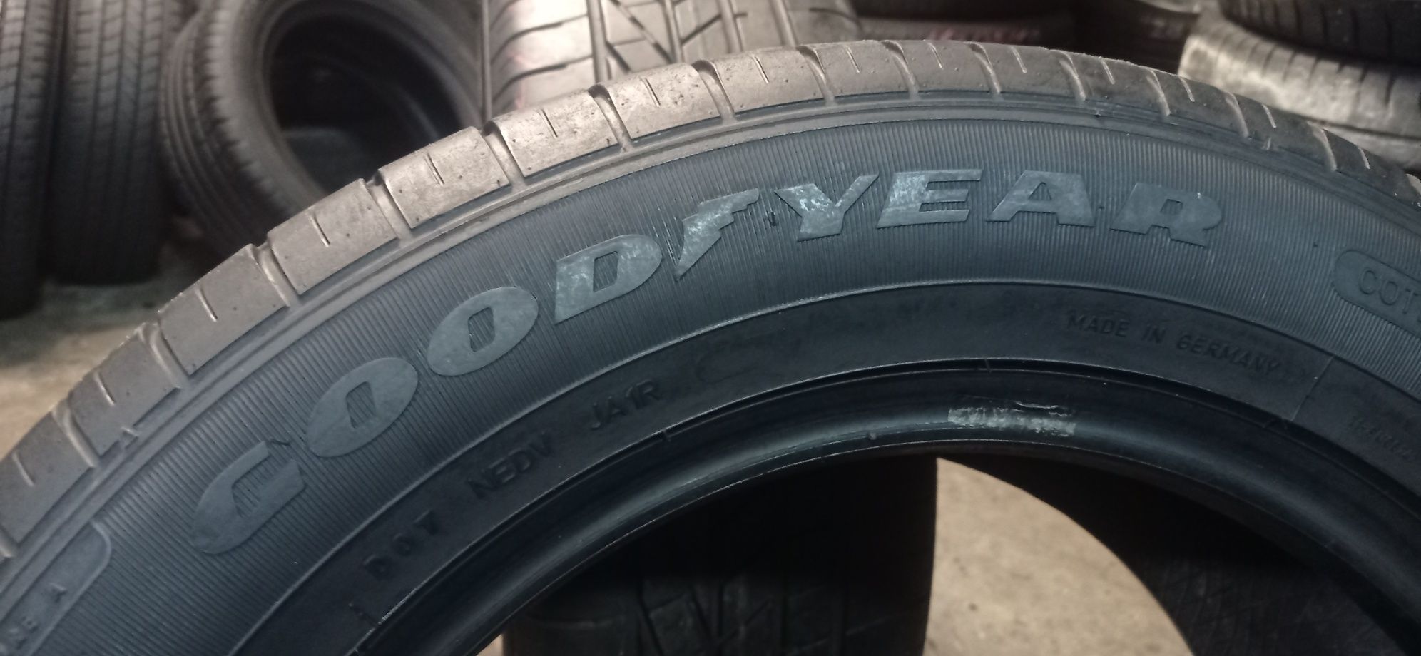 245/55r17 Goodyear eficentgrip 2szt lato