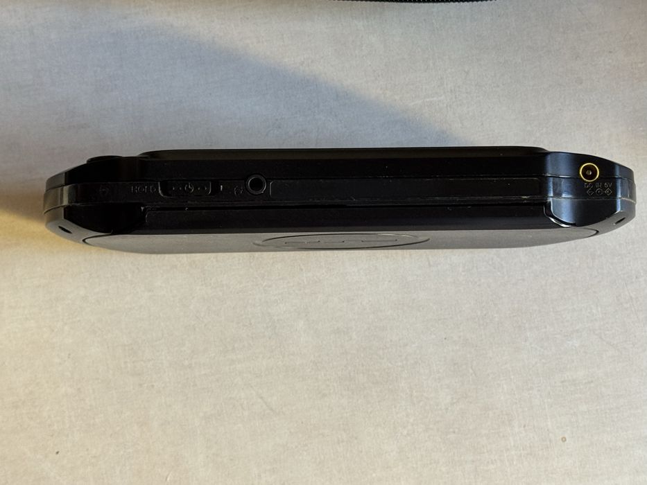 Sony PSP przerobiona ARK-4, bateria 1800mAh, karta pamięci 32GB