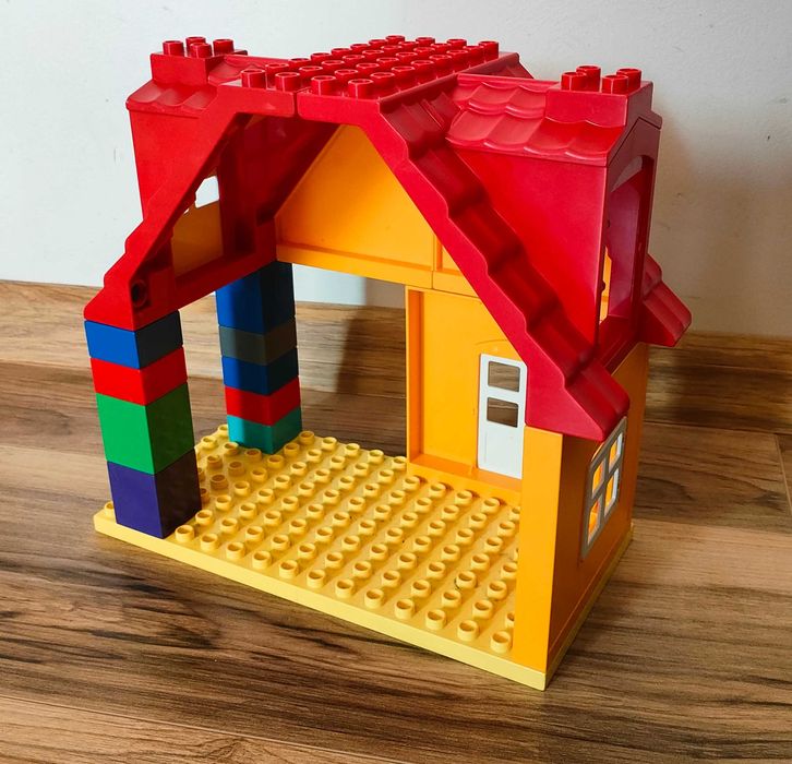 Lego DUPLO domek ludziki meble schody dach
