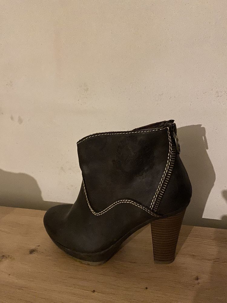 Buty 36 S.Oliver nieużwane