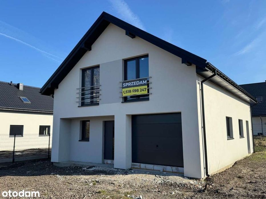 NOWY DOM poddasze użytkowe GARAŻ oraz MEDIA w budynku