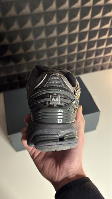 Оригінальні кросівки New balance 1906R на кордурі