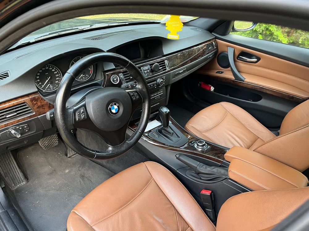 BMW E91 320d 184km automat 2010r
