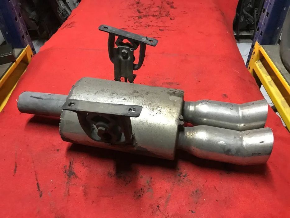 PANELAS DE ESCAPE DE RENDIMENTO UNIVERSAIS