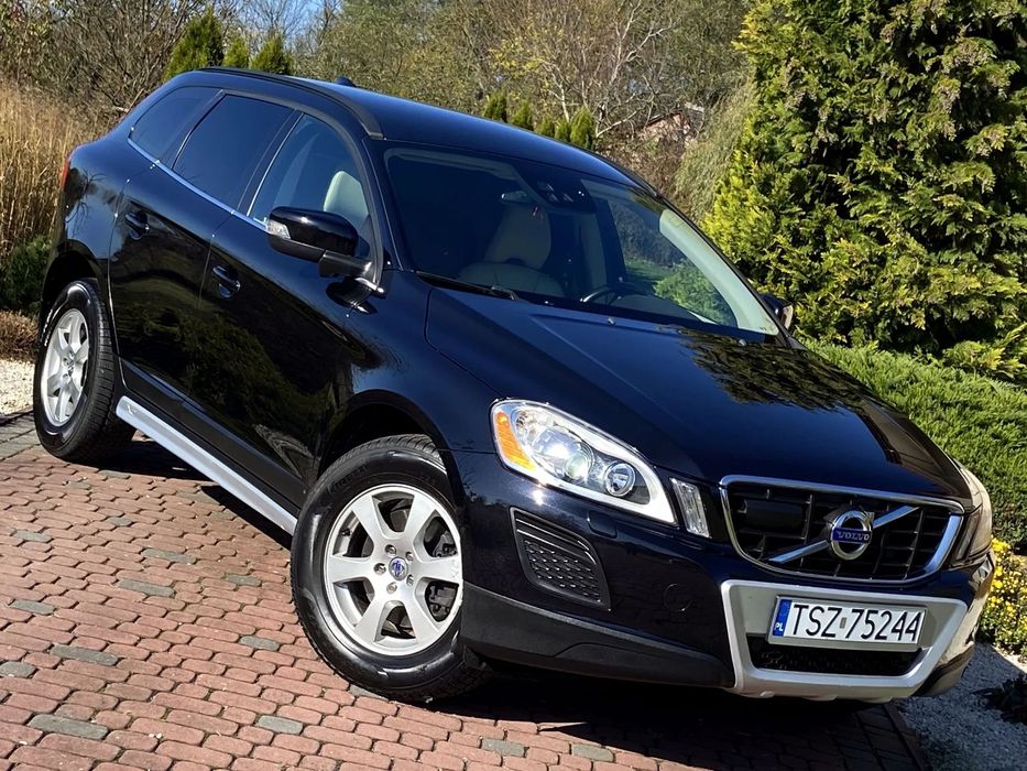 Volvo XC 60 2.0 D4 163KM 5 Cylindrów Xenon Skóra Radar Blis Asystenty Serwis