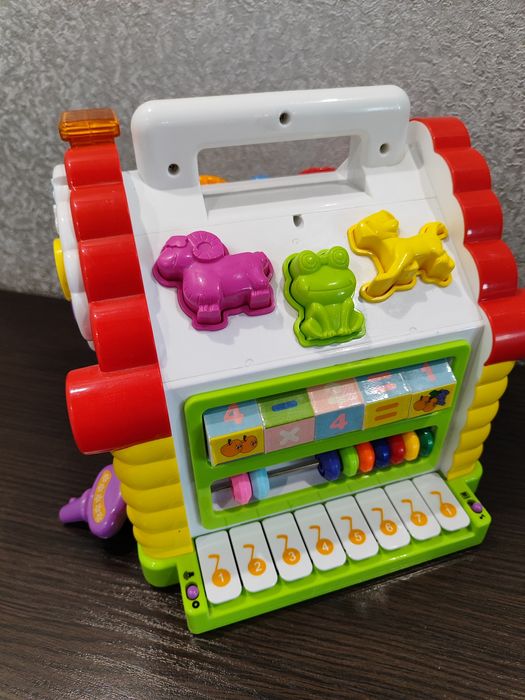 Игрушка сортер Теремок.         .