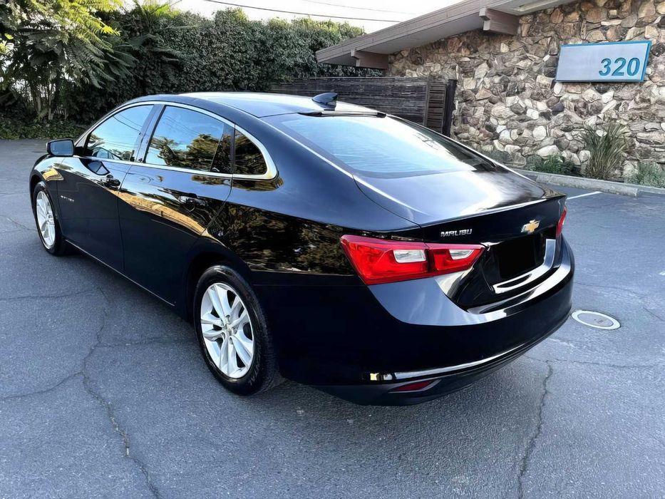 Chevrolet Malibu      2016