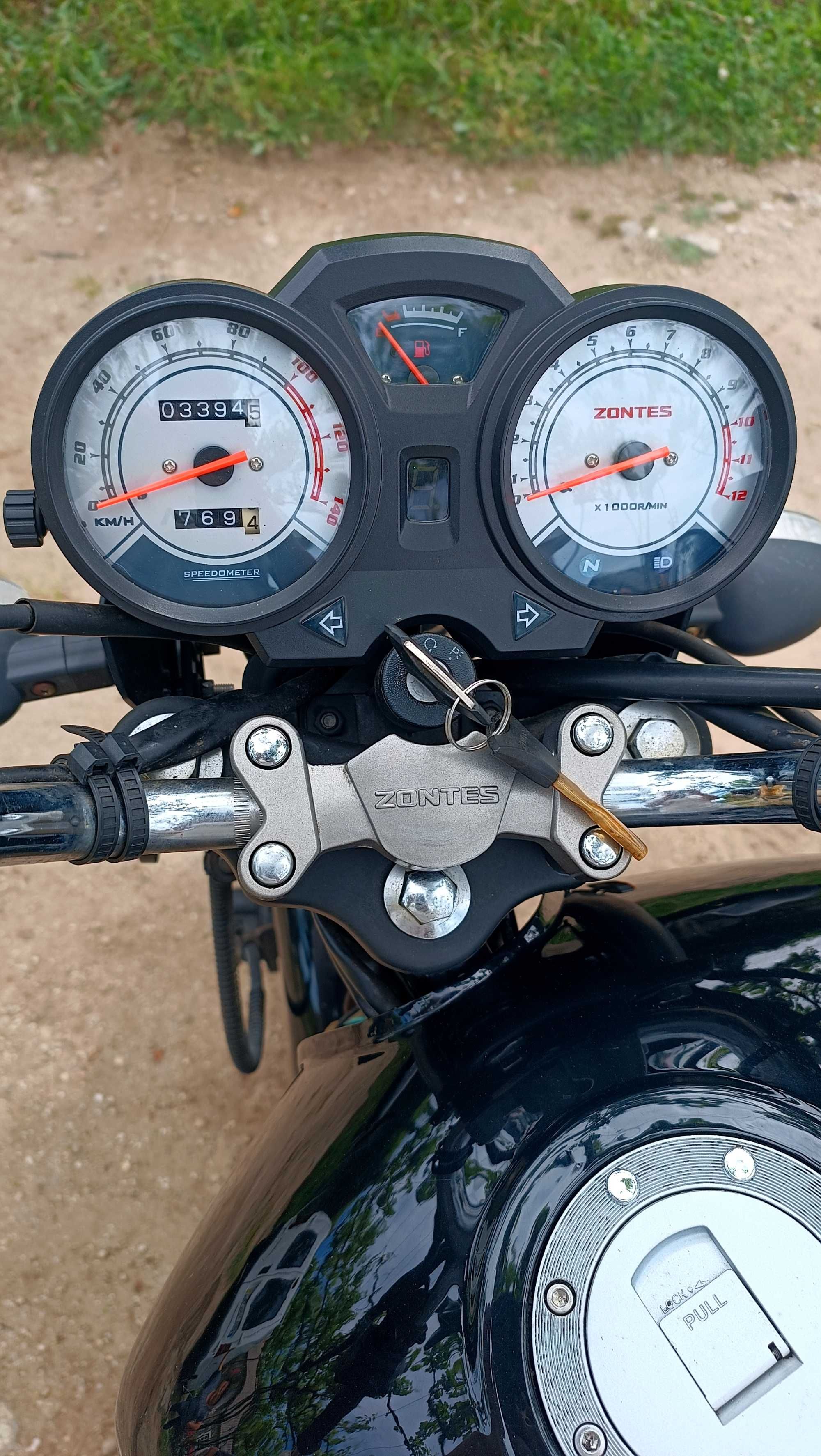 vende-se Zontes 125-3A