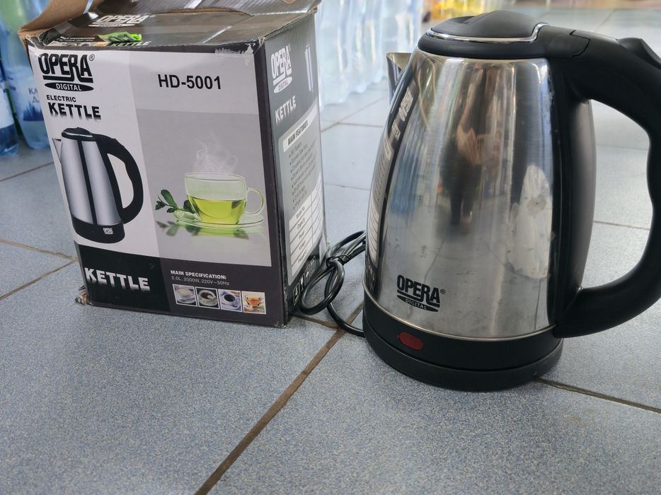 Електрочайник Opera
