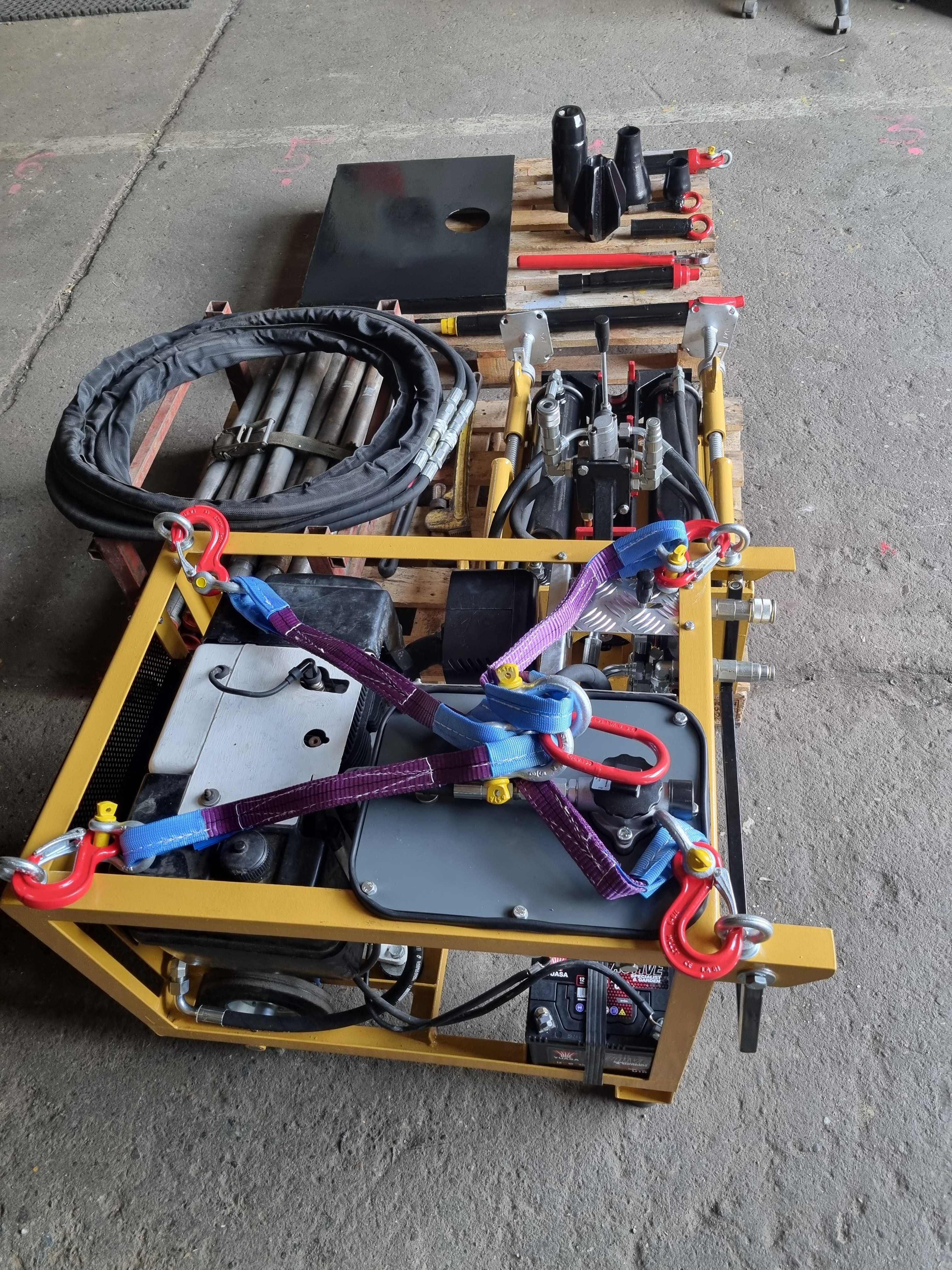 kret hydrauliczny , zestaw do przecisków sterowanych