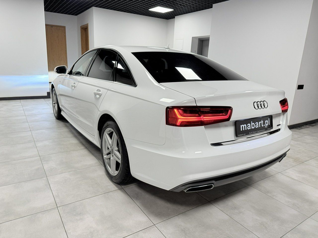 Audi A6 2.0 TDI 190PS QUATTRO 4x4 S-Tronic*S-Line*Matrix*Lift*SPORT*BOSE HiFi*