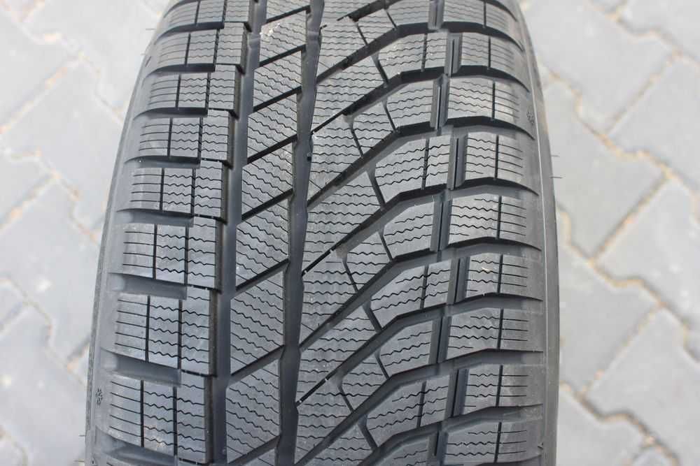 225/55R19 103V FALKEN Eurowinter HS02 PRO opony zimowe Nowość F-V