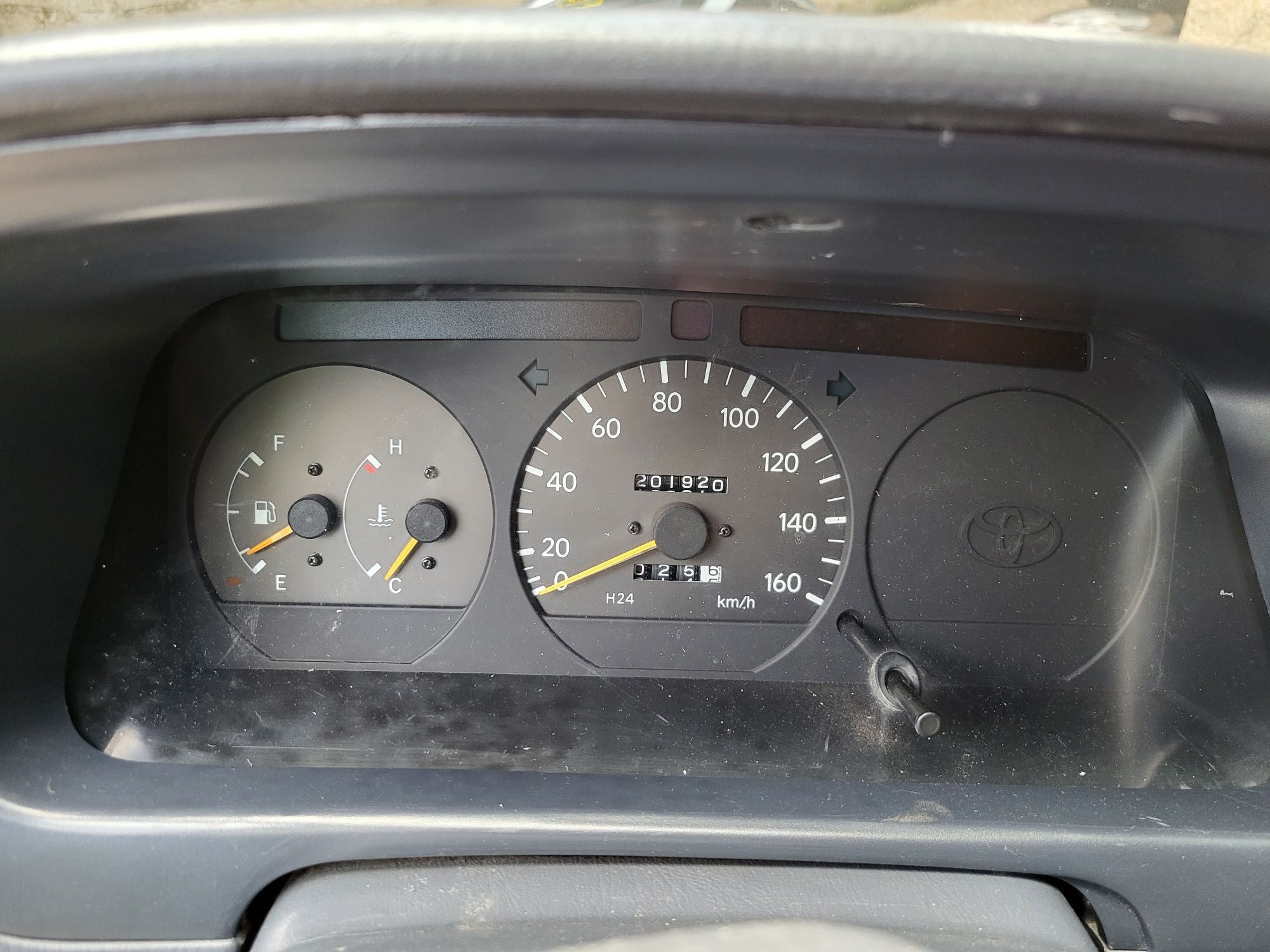 Toyota Hiace 9 lugares